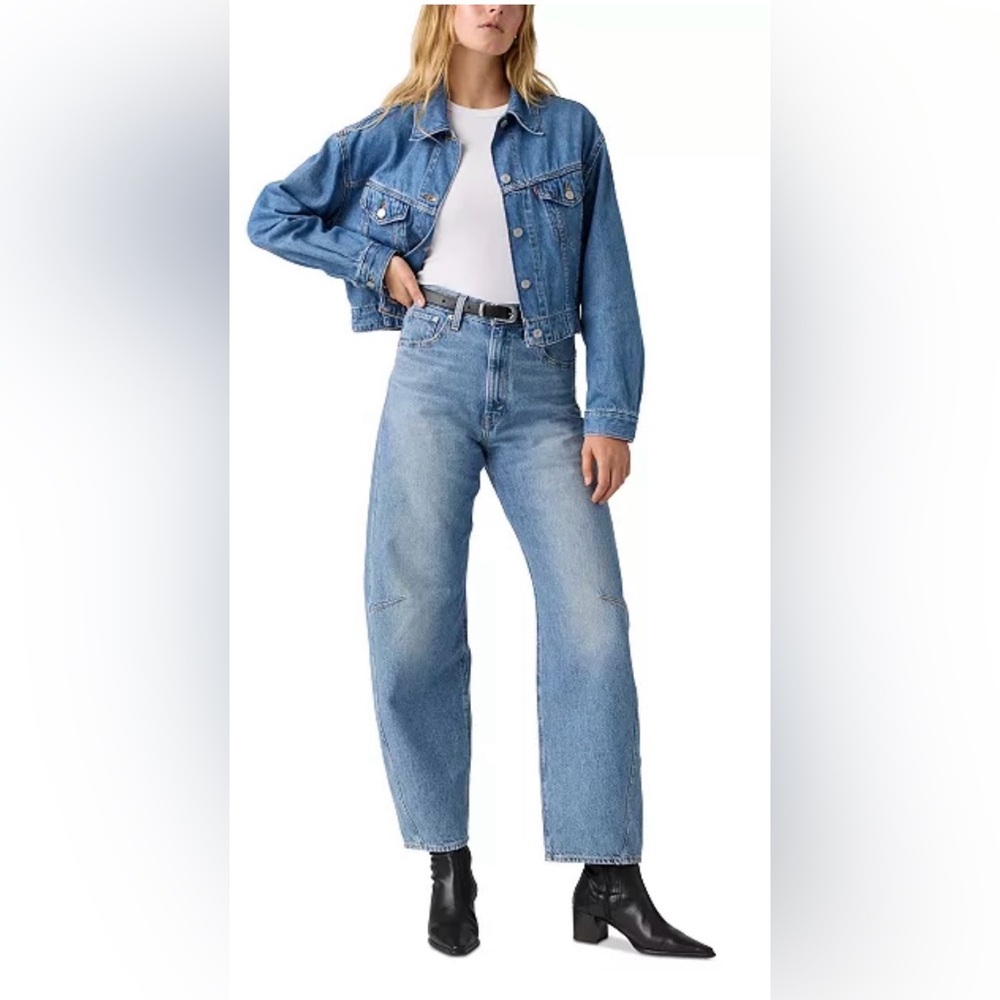 Levi’s Women’s Cinch Barrel Light Jeans Size 25